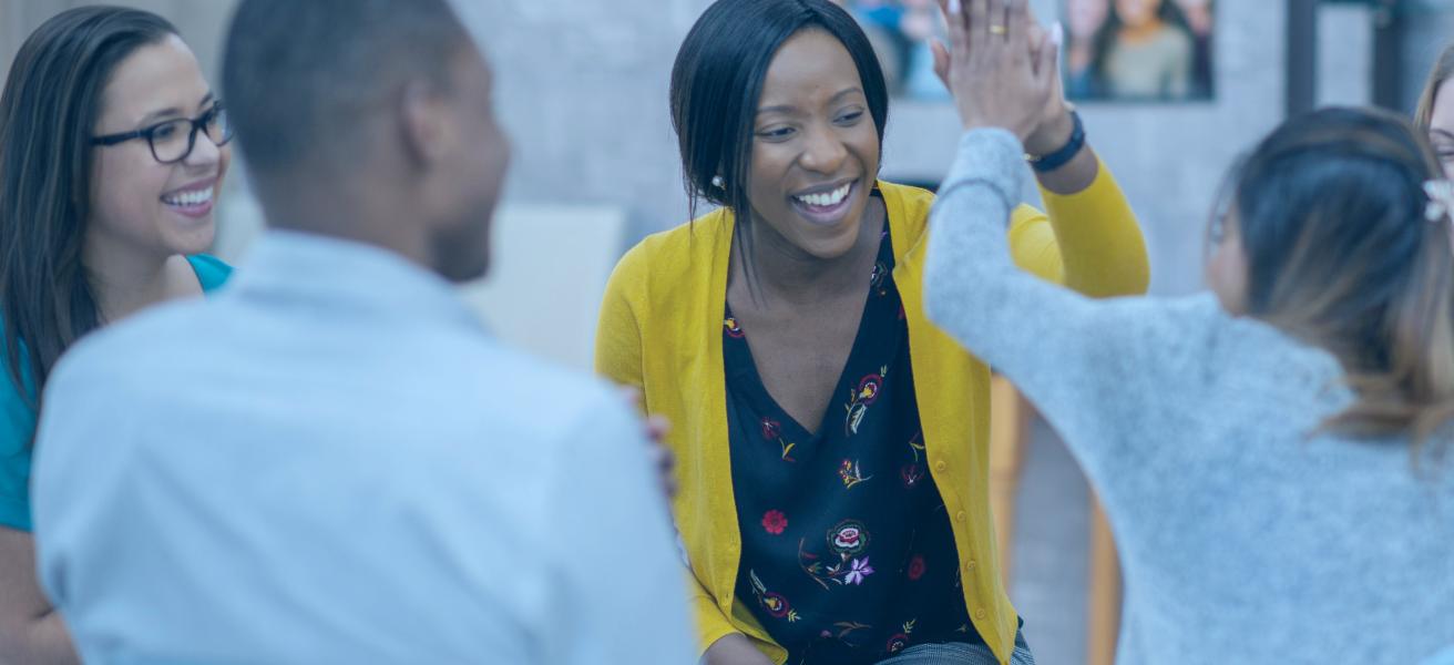 Setembro Amarelo na Indústria: Estratégias para Promover a Saúde Mental dos Colaboradores